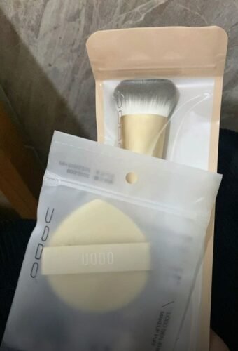 UODO foundation brush photo review